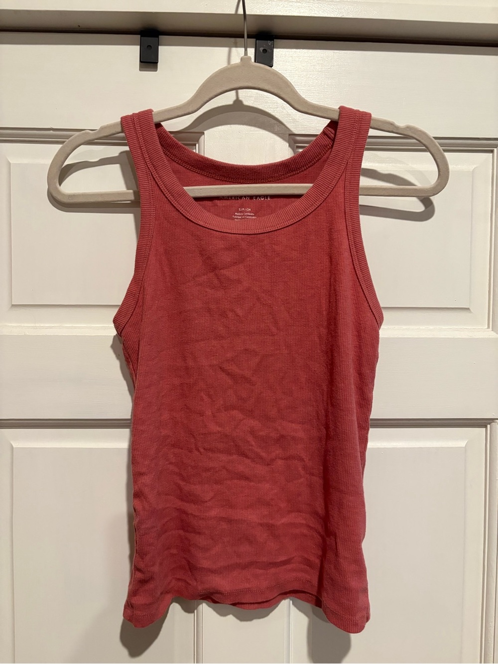 American Eagle Coral Red Orange High Neck Ribbed Tank Top